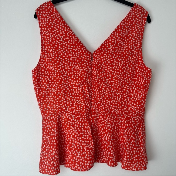 Rebecca Taylor Top Size Medium Red Silk Ditzy Floral Casual Office Career V-Neck - Picture 2 of 9